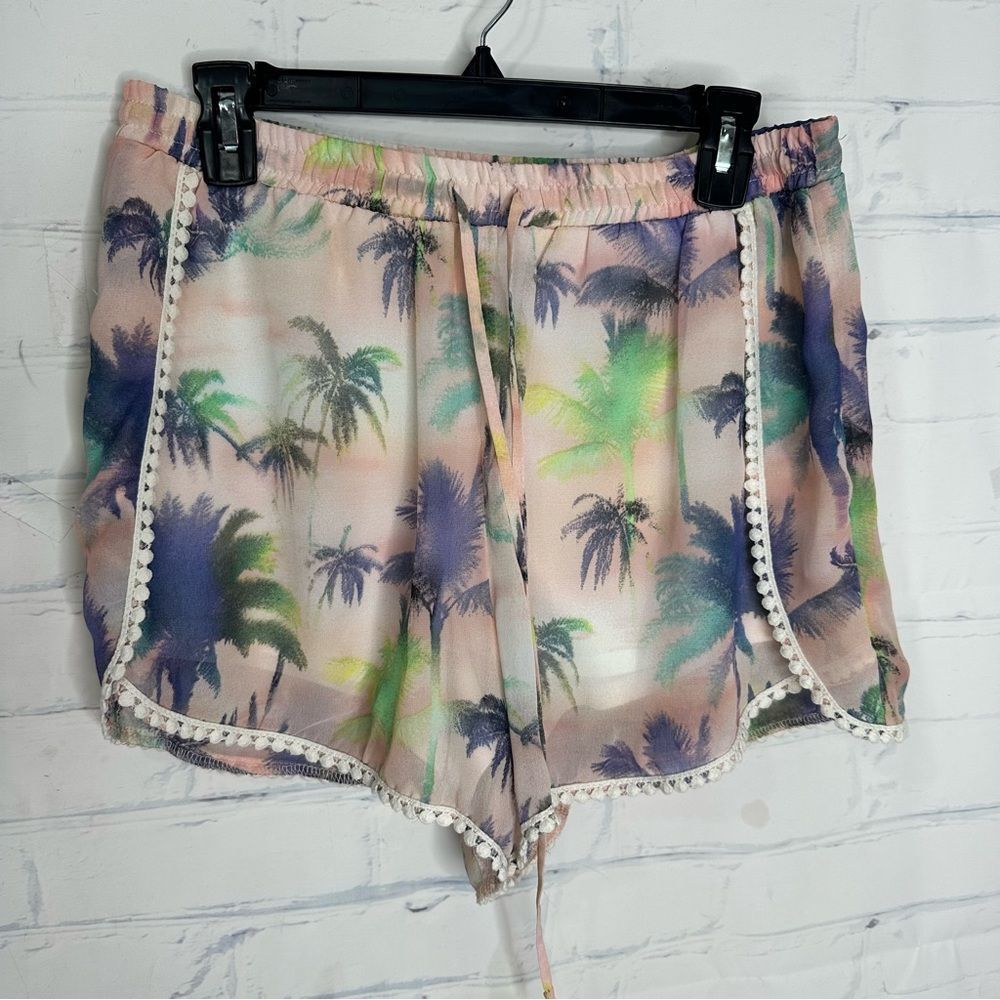 Miami Francesca’s large shorts‎